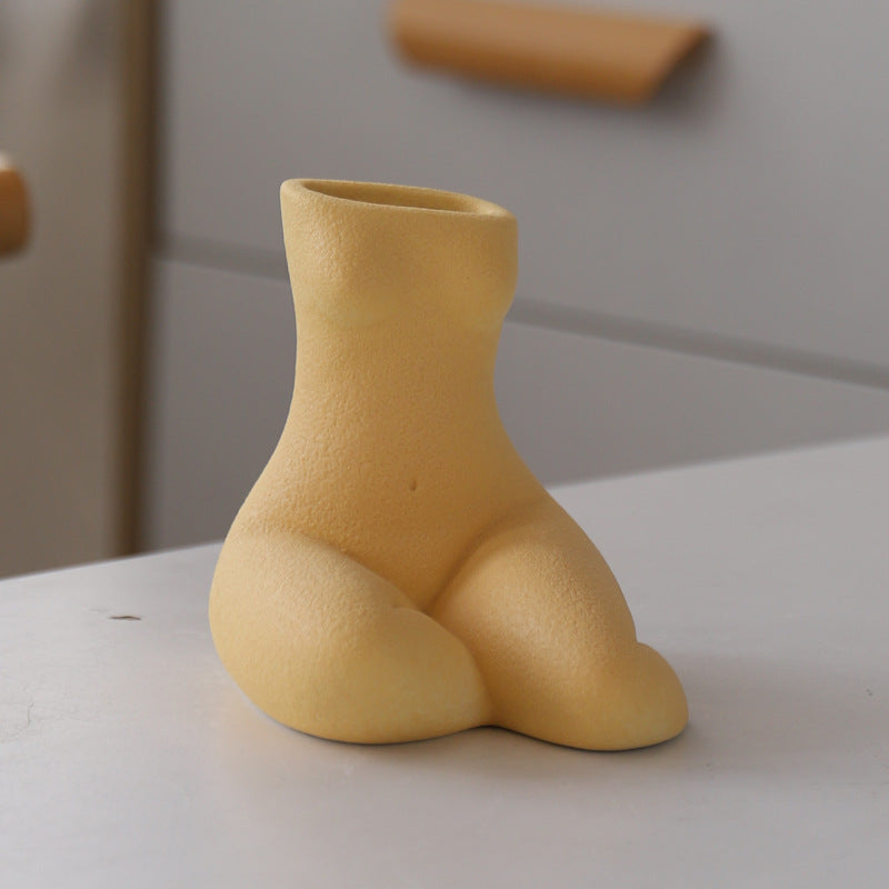 Vaso in ceramica forma astratta