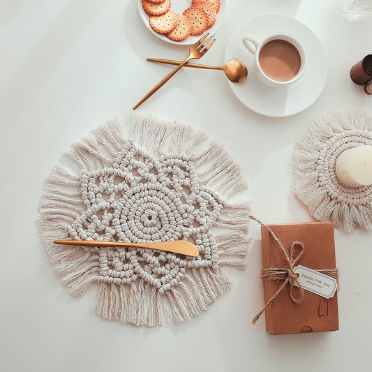 Sottobicchiere intrecciato traforato rilievo