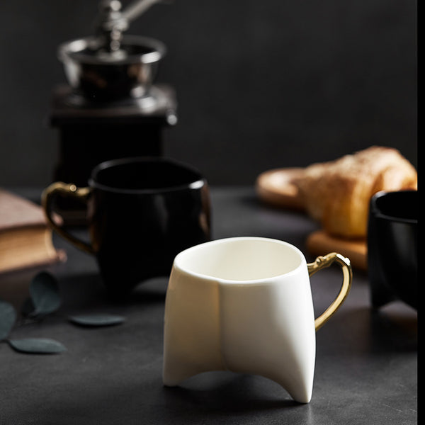 Tazza triangoli