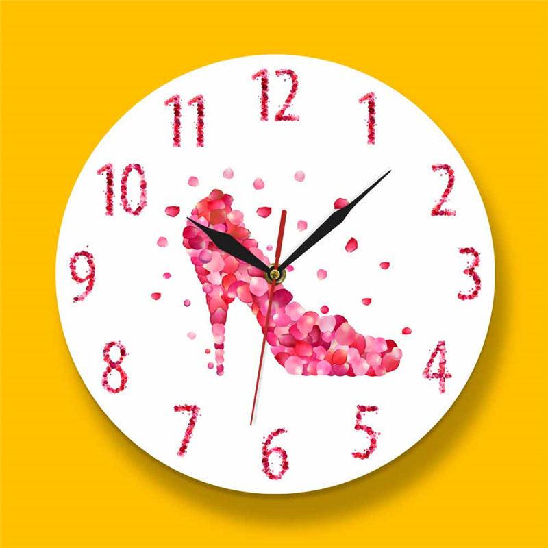Orologio da parete Scarpa petali rosa
