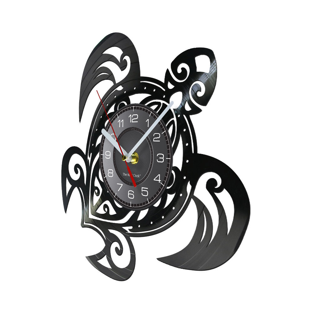 Orologio da parete Draghi e spirali ornate