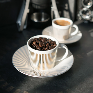 Set tazza e piattino nordico