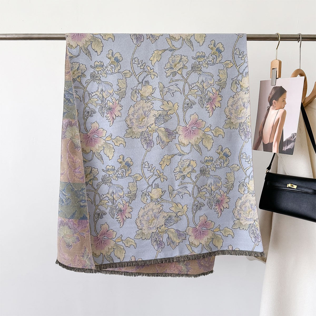 Sciarpa jacquard invernale dipinti