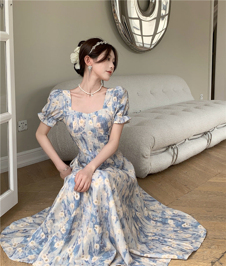 Vestito blu floreale