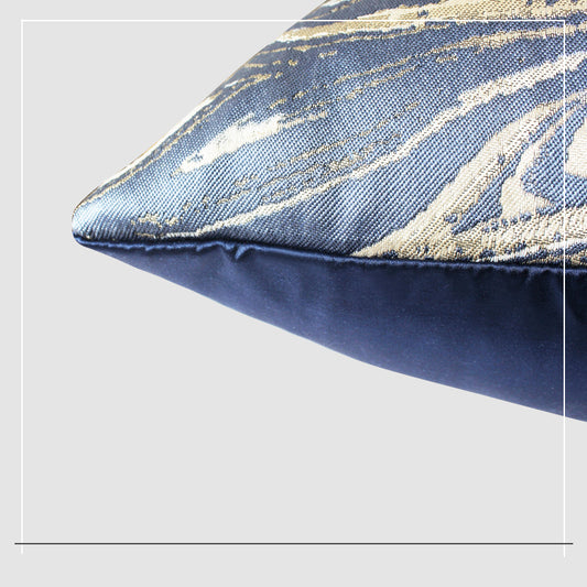 Cuscino blu motivo astratto