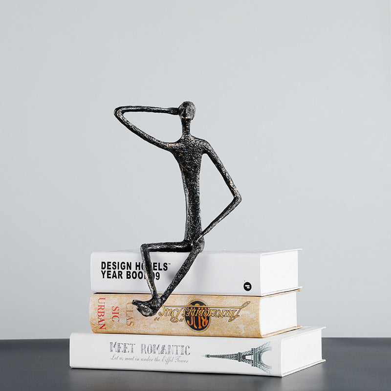 Statuetta astratta nordica