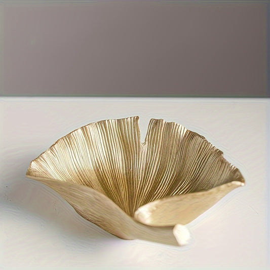 Vassoio con foglie di ginkgo