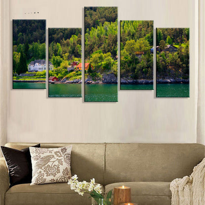 Quadro su tela Lago di montagna al tramonto