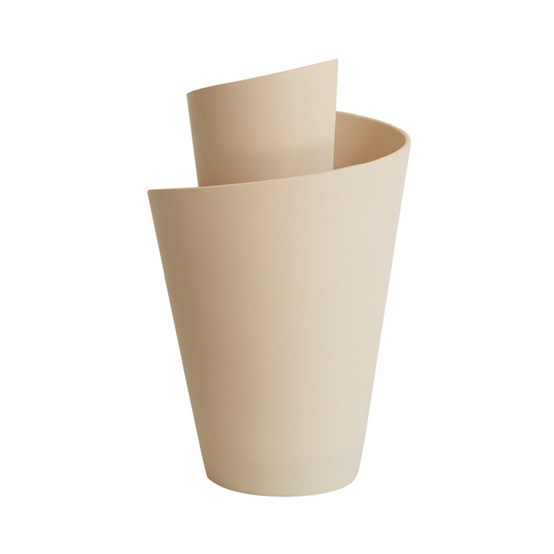 Vaso in resina minimalista