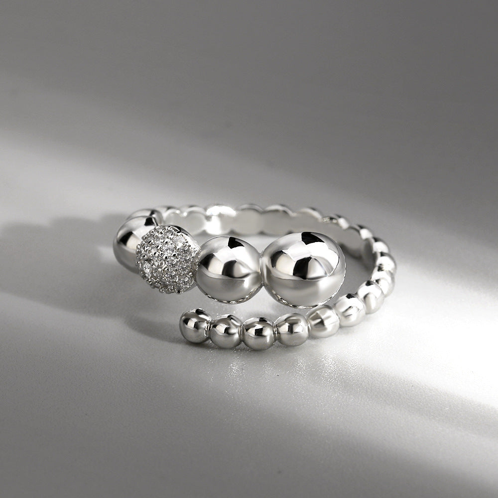 Anello con zirconi