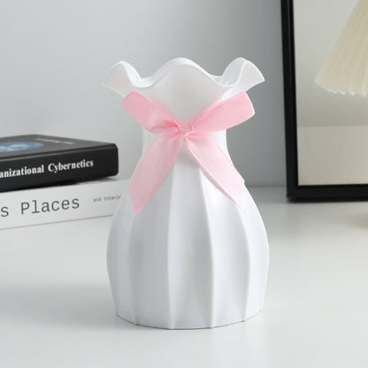 Vaso con fiori secchi