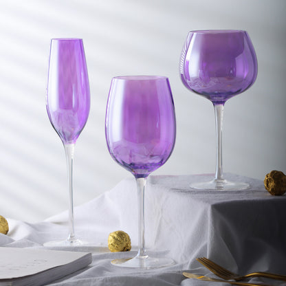 Bicchiere di cristallo viola