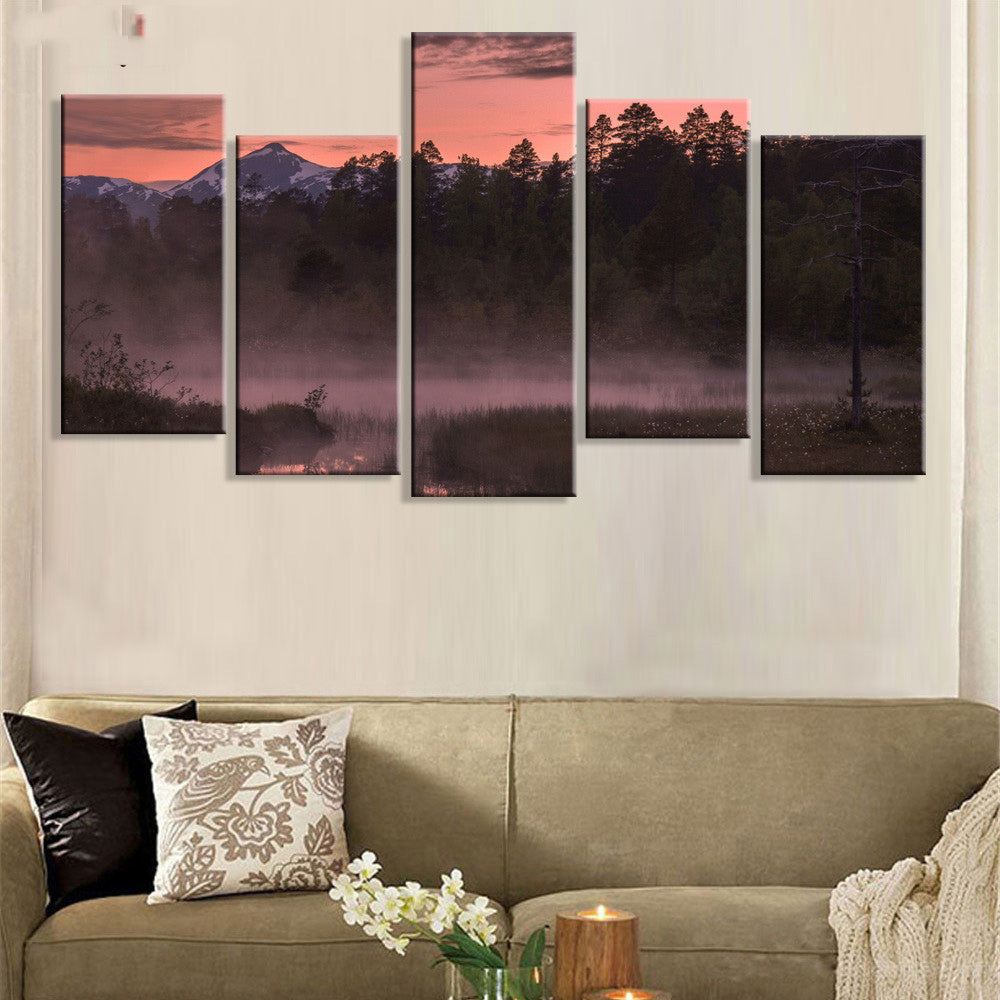 Quadro su tela Lago di montagna al tramonto