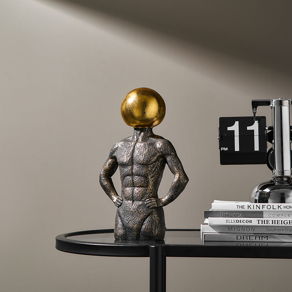 Figura astratta in resina