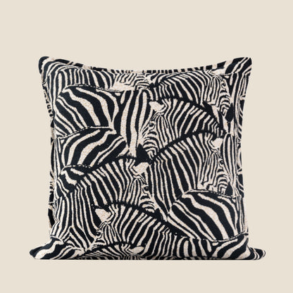 Cuscino bianco nero stampato zebra