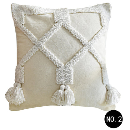 Cuscino bianco ricamo geometrico rilievo