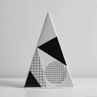 Vaso geometrico in ceramica