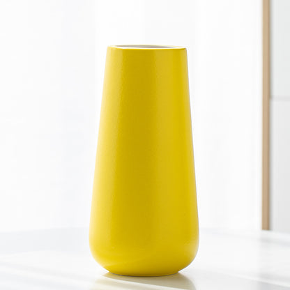 Vaso rosso forma a campana liscio