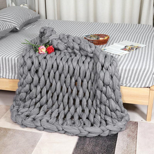 Coperta letto grigia