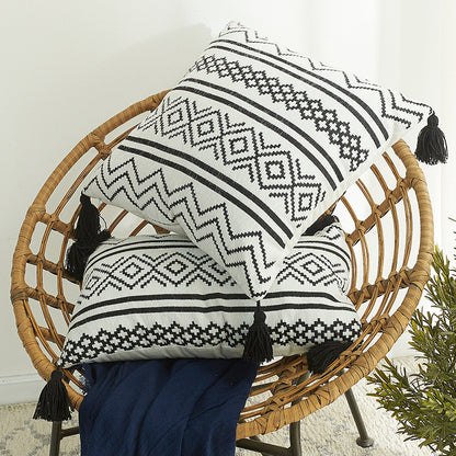 Cuscino geometrico con nappine