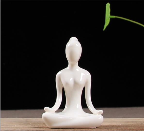 Statuetta yoga ceramica