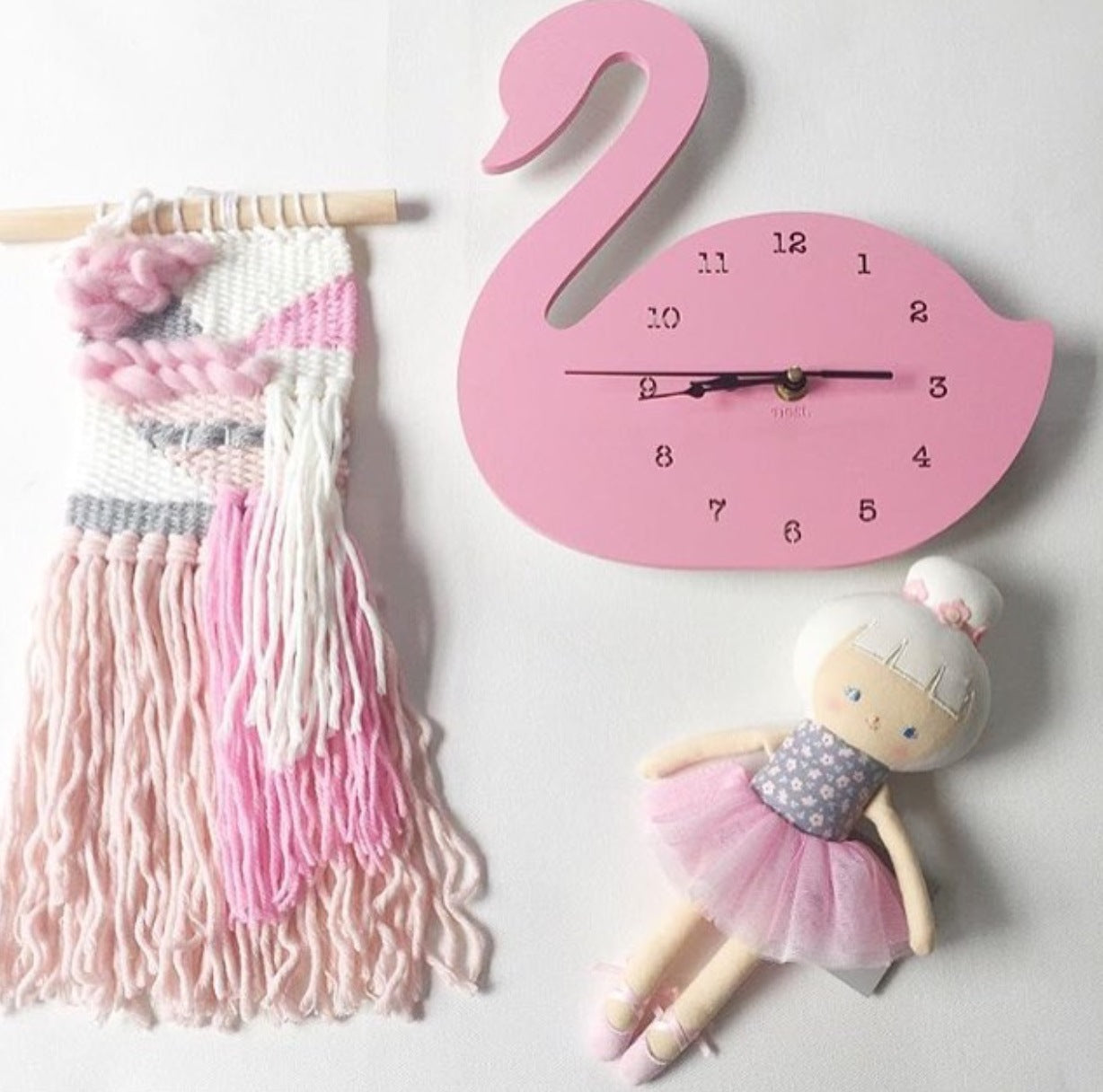 Orologio da parete Cigno rosa