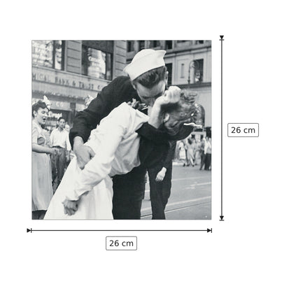 V-J Day in Times Square - Eisenstaedt - cm 26x26 - Pannello in MDF
