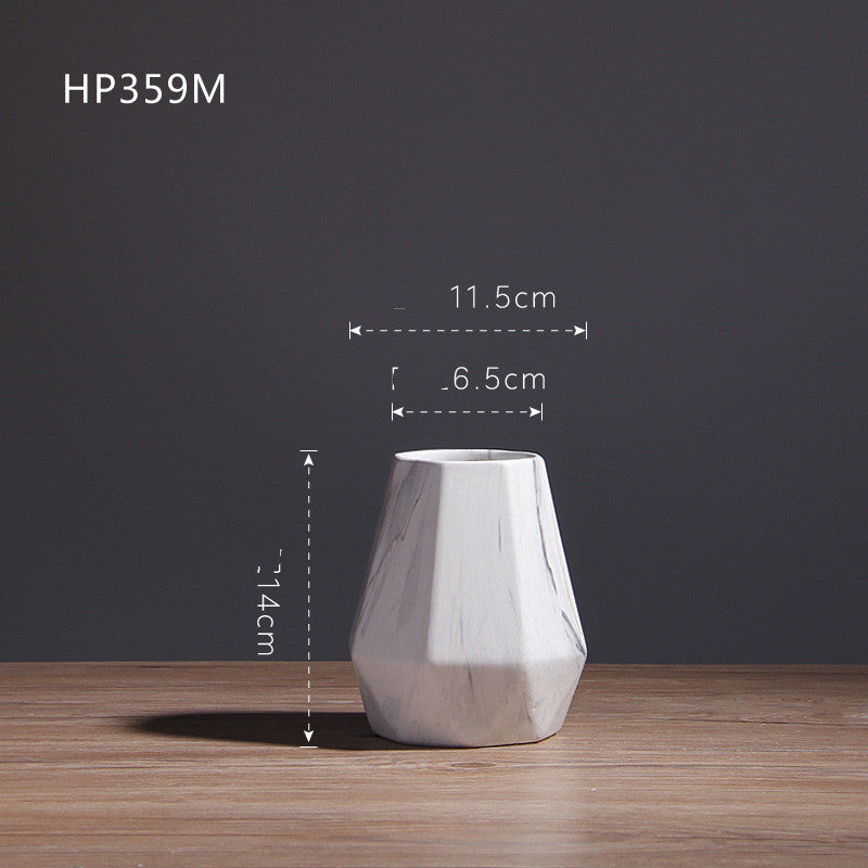 Vaso alto bianco geometrico