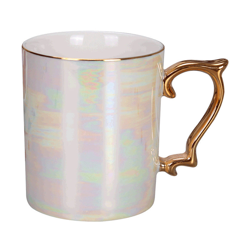 Tazza con manico oro
