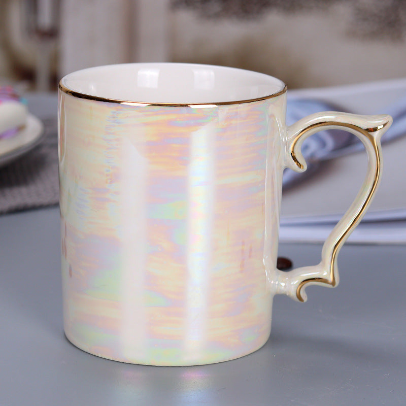 Tazza con manico oro