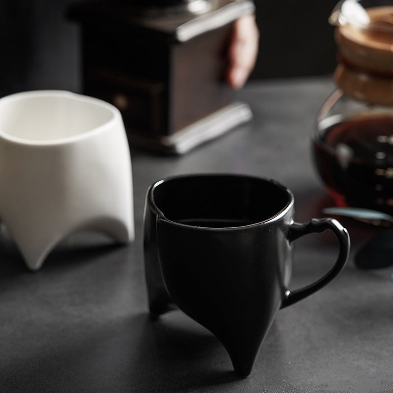 Tazza triangoli