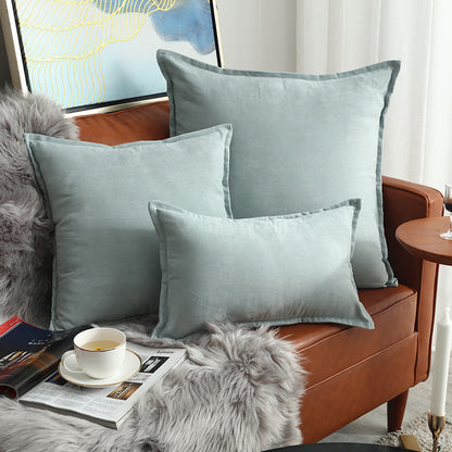 Cuscino con balza stile nordico