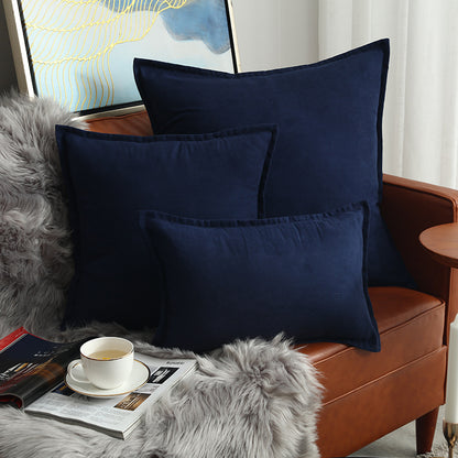 Cuscino con balza stile nordico