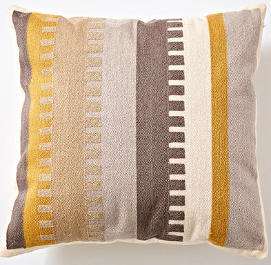 Cuscino ricamato nordico