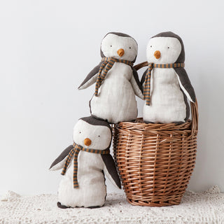 Bambola Pinguino in Lino