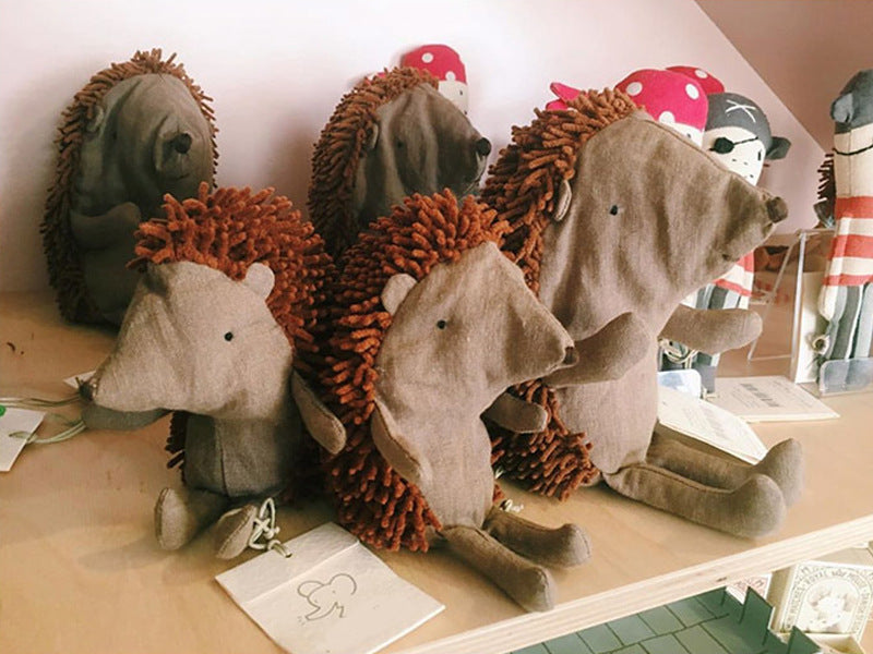 Peluche riccio carino