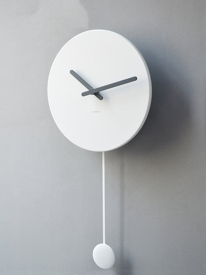 Orologio da parete Scandinavo pendolo