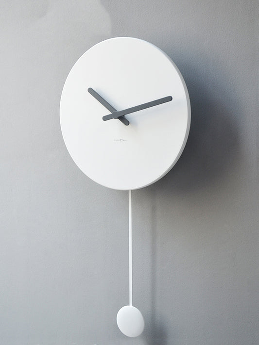 Orologio da parete Scandinavo pendolo