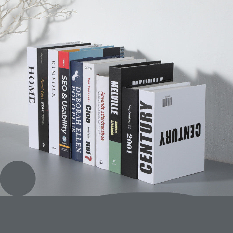 Libri decorativi finti