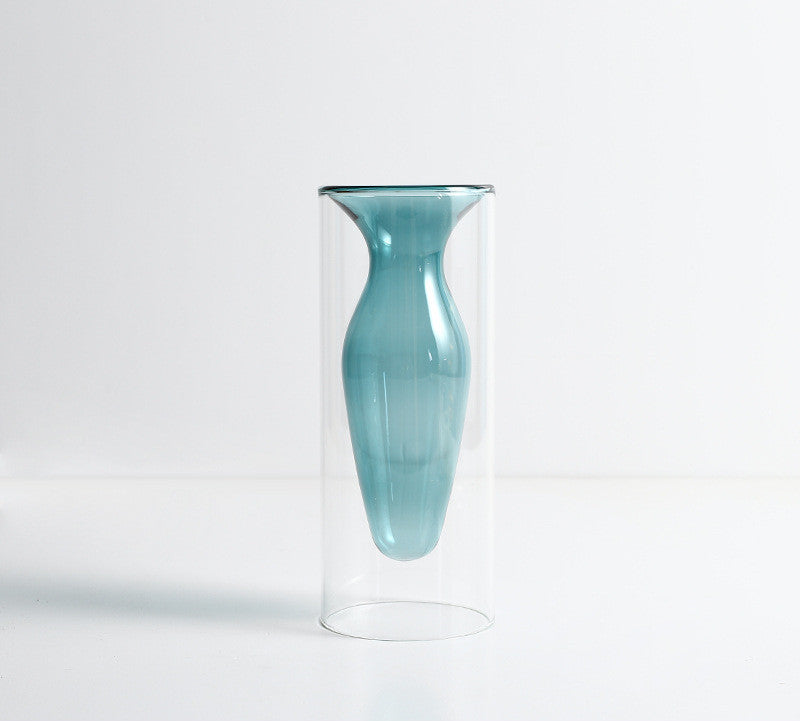 Vaso in vetro trasparente