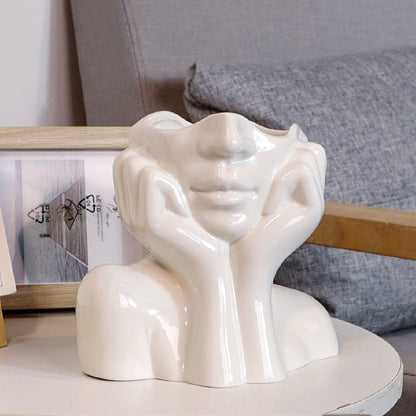 Vaso figura umana