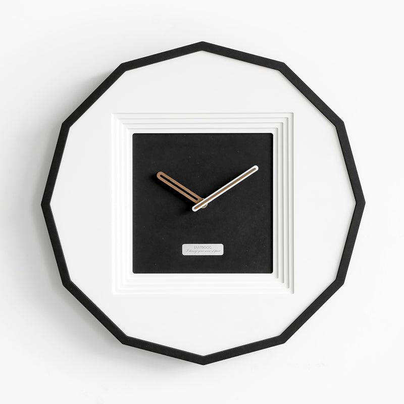 Orologio da parete Dettagli legno marcati