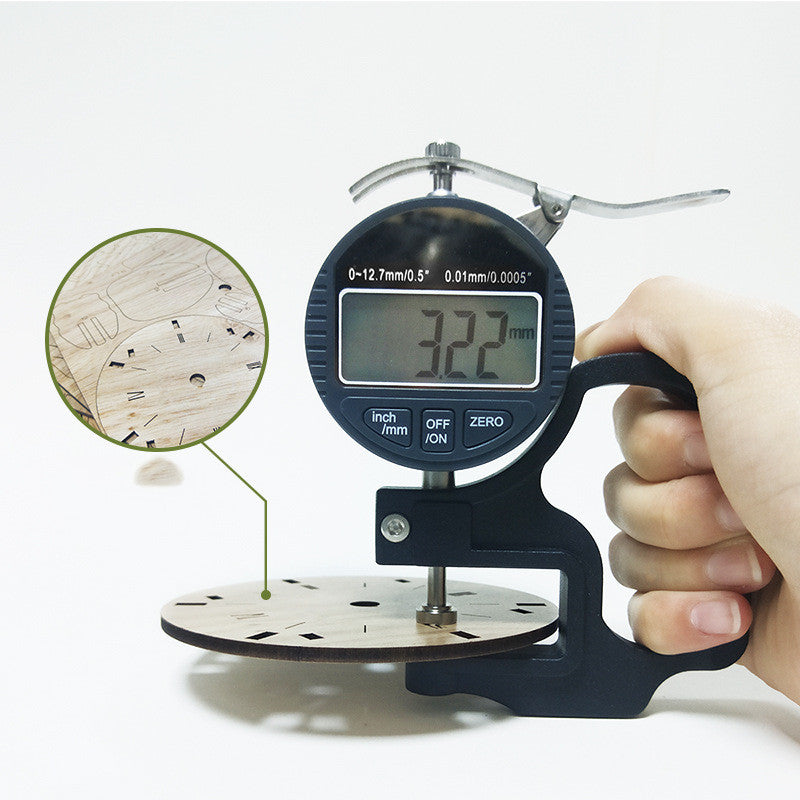 Orologio da parete Cervo sagoma legno