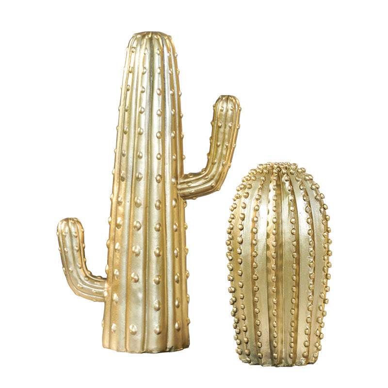 Cactus in metallo dorato