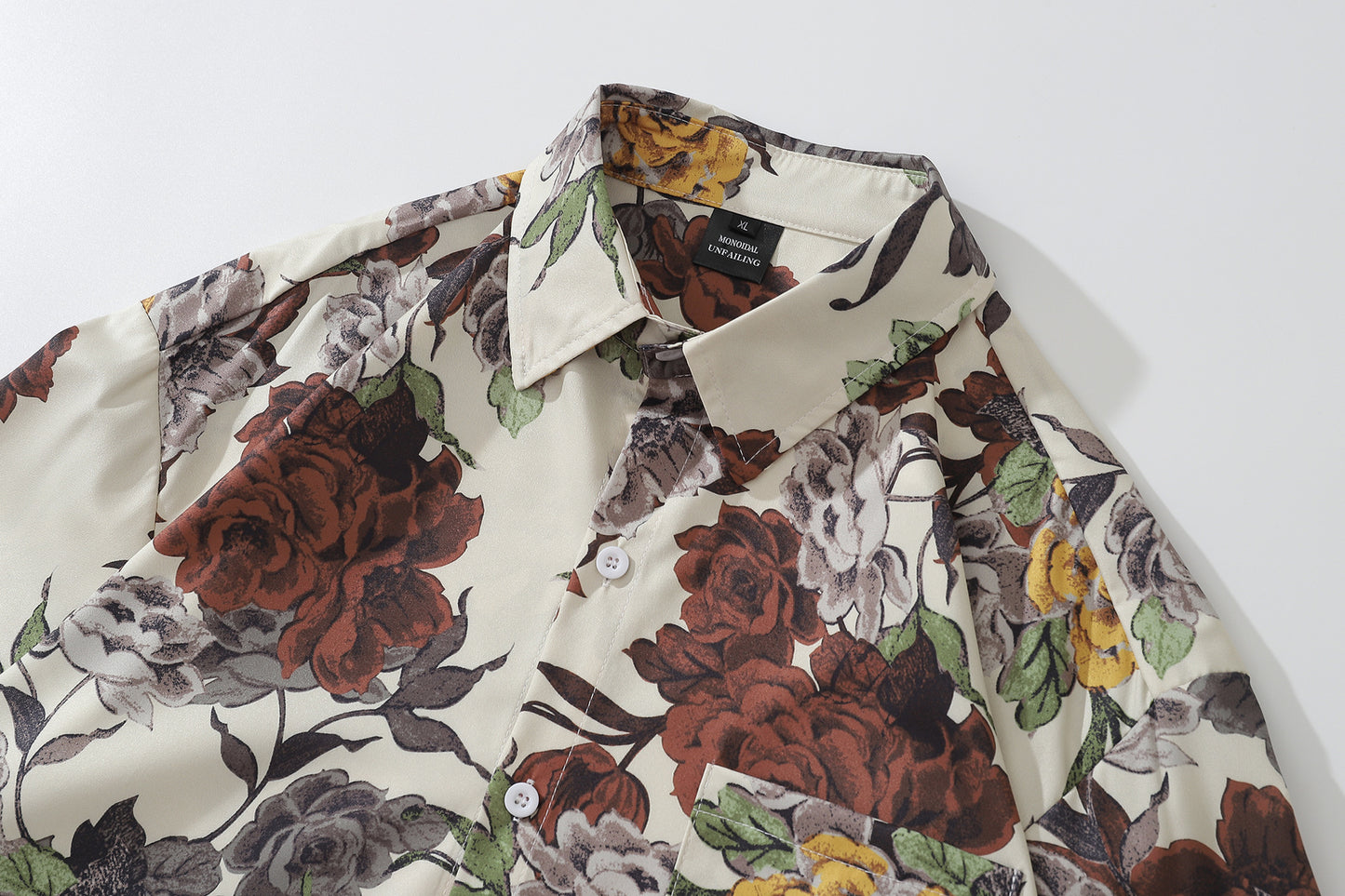 Camicia fiori stile dipinto