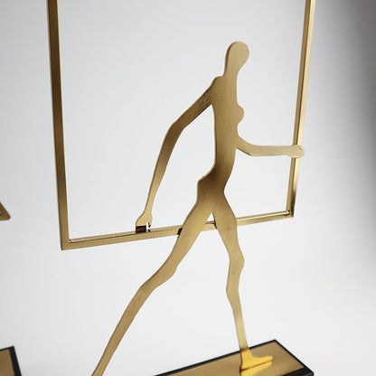 Ornamento astratto con figura