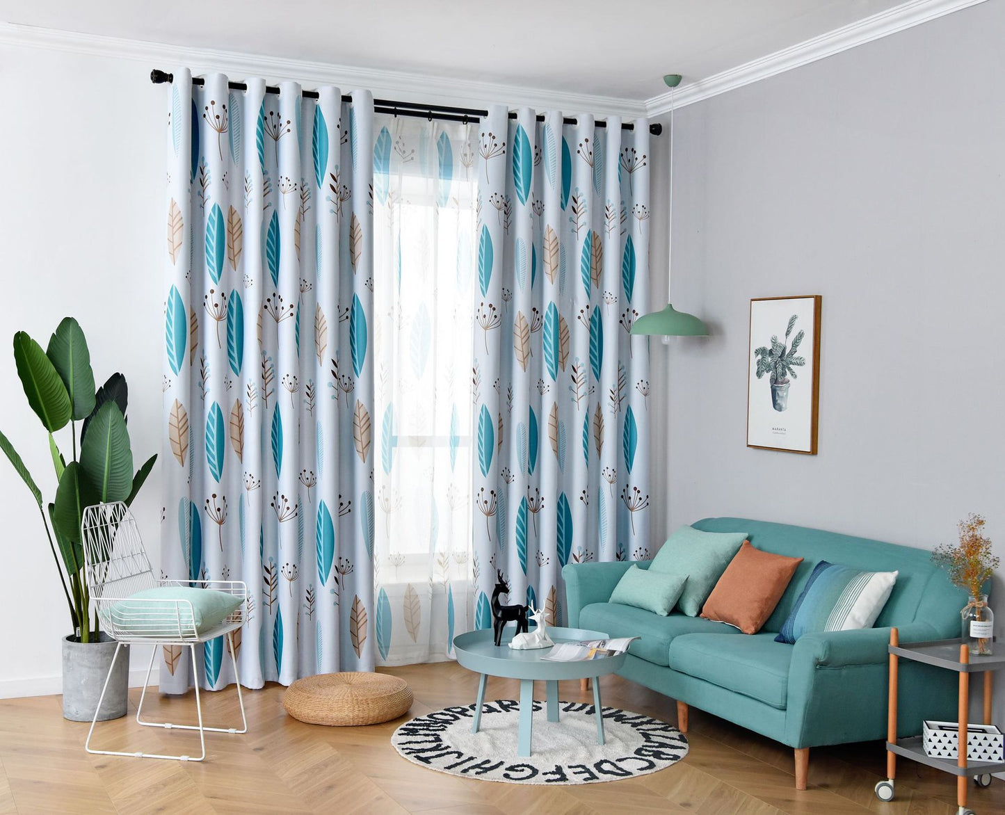 Tenda nordica con foglie
