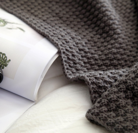 Coperta lana con nappe
