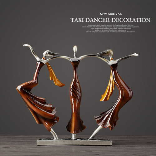 Scultura figura danzante