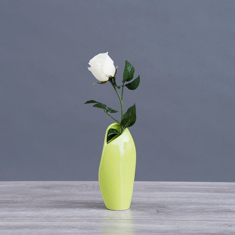 Vaso in ceramica minimalista